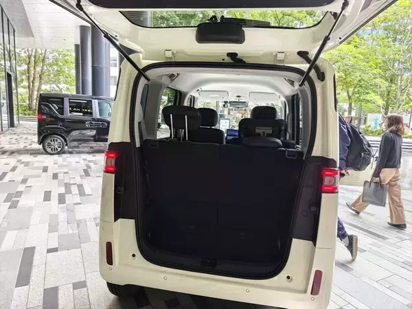 「【実質200万円切り】BYDの本気がエグい！ 日本専用軽EV「ラッコ」は国産軽自動車の脅威になるか？」の画像