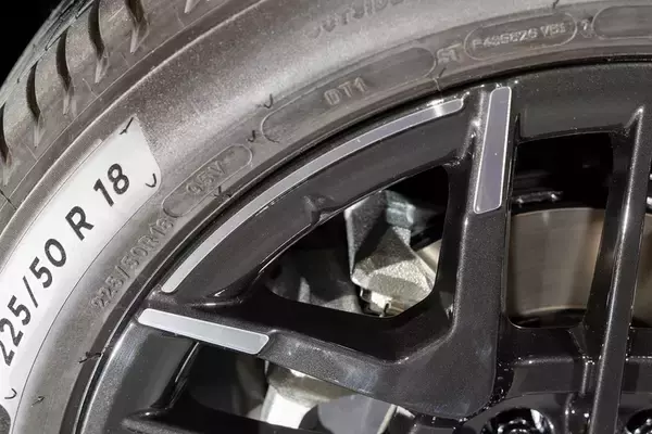 「SUVでも走りを！ Honda「VEZEL e:HEV Modulo X Concept」はあえてクセをつけた」の画像