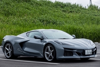 「コルベット E-Ray」は爆速のV8エンジンとモーターで街道の主役に！ 乗って感じた高揚感と意外な快適さ