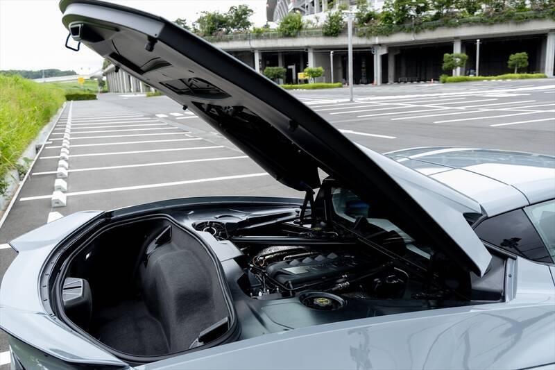 「コルベット E-Ray」は爆速のV8エンジンとモーターで街道の主役に！ 乗って感じた高揚感と意外な快適さ