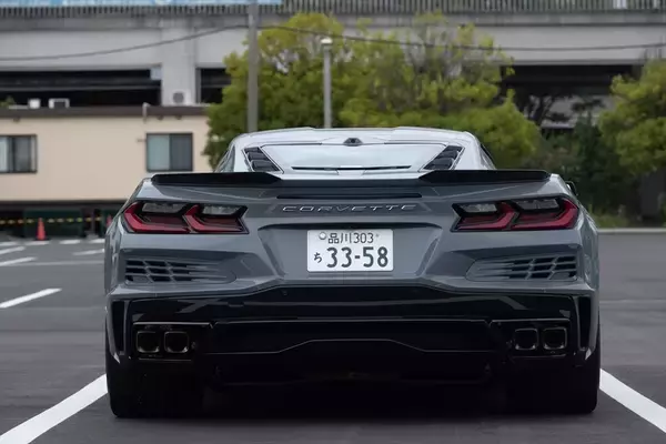 「「コルベット E-Ray」は爆速のV8エンジンとモーターで街道の主役に！ 乗って感じた高揚感と意外な快適さ」の画像