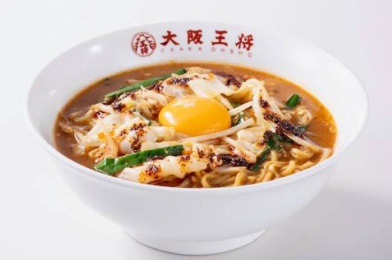 大阪王将「カラ玉味噌」vs「トマト酸辣」！東西で限定ラーメンを販売