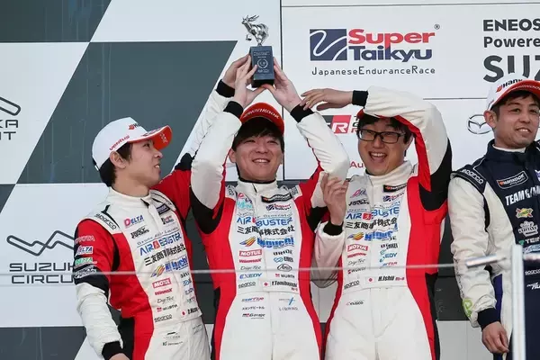 「冨林勇佑、スーパー耐久2023はST-4クラスに！ 激闘＆波乱が連続の開幕戦」の画像