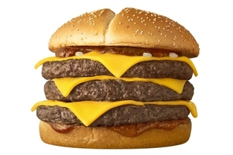 ヘヴィー級復活！マクドナルド「トリプル肉厚ビーフ」が帰ってくる！2週間限定だ