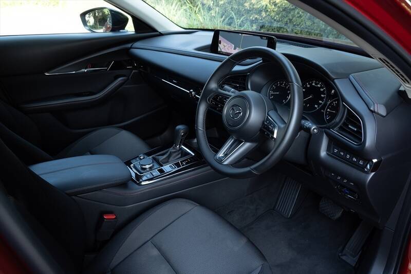 都市型SUVの新定番！ マツダ「CX-30」がもたらす新感覚ドライブ