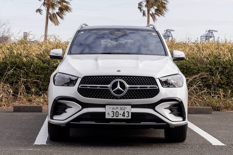 3列シートで6人乗車も！ 極上オーディオ完備のベンツ「GLE」が家族持ちにもぶっ刺さる3つの理由