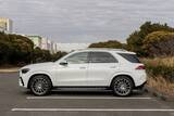 「3列シートで6人乗車も！ 極上オーディオ完備のベンツ「GLE」が家族持ちにもぶっ刺さる3つの理由」の画像23