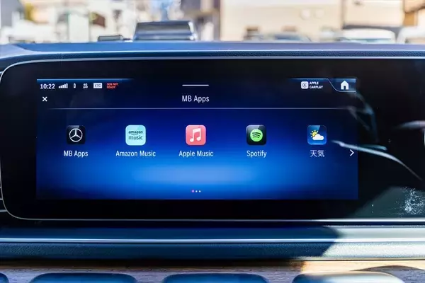 「3列シートで6人乗車も！ 極上オーディオ完備のベンツ「GLE」が家族持ちにもぶっ刺さる3つの理由」の画像