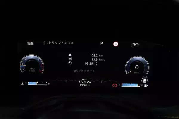 「Jeep「コマンダー」はガラガラ音も愛おしい。純ディーゼル搭載の7人乗りSUVが教えてくれる心のゆとり」の画像