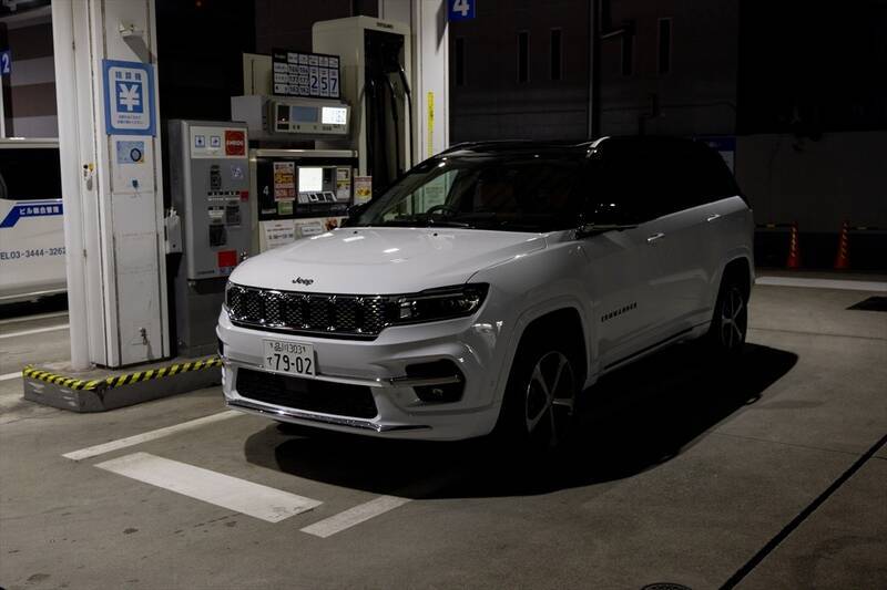 Jeep「コマンダー」はガラガラ音も愛おしい。純ディーゼル搭載の7人乗りSUVが教えてくれる心のゆとり