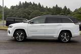 「Jeep「コマンダー」はガラガラ音も愛おしい。純ディーゼル搭載の7人乗りSUVが教えてくれる心のゆとり」の画像96