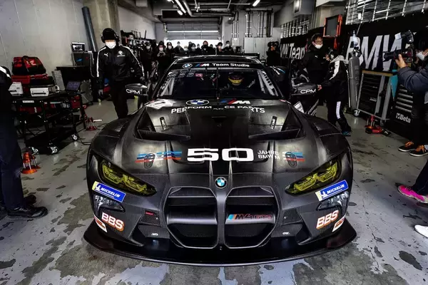 「「BMW M4 GT3」シェイクダウンはSUPER GTを1年間戦うための定規作り」の画像