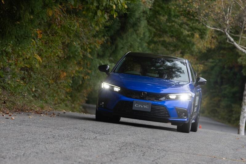 シビックオーナー必見！ テールゲートスポイラーを付けてこそシビックは完成する