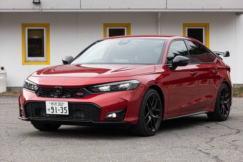 シビックオーナー必見！ テールゲートスポイラーを付けてこそシビックは完成する