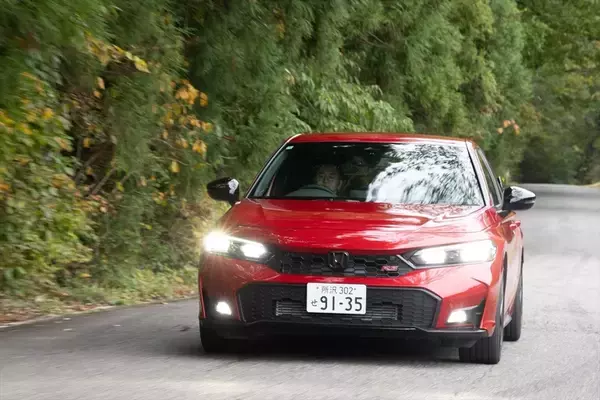 「シビックオーナー必見！ テールゲートスポイラーを付けてこそシビックは完成する」の画像