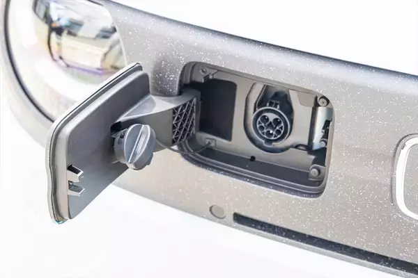 「軽自動車でも長距離ドライブがしたい人にHonda「N－ONE e:」がオススメの3つの理由」の画像