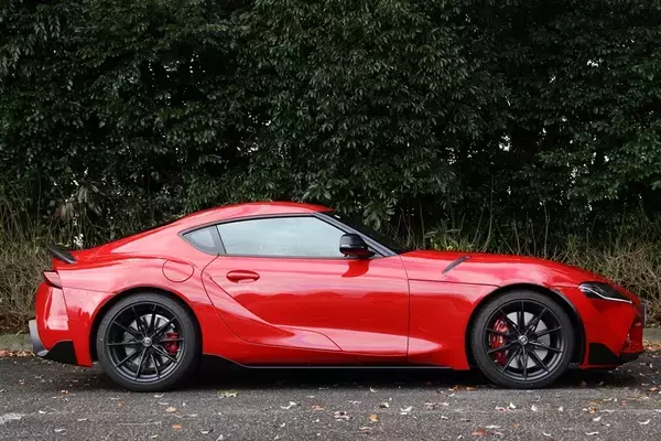 「さよなら、スープラ。2026年生産終了を前にこの「直6ピュアスポーツ」を手に入れるべき理由」の画像