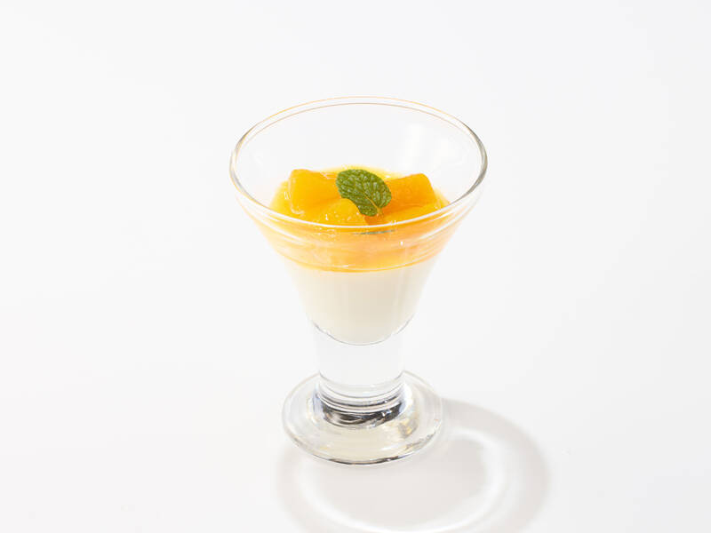 ”全部盛り”プレートや「本気の唐揚げ」が登場！ ココスの春メニュー、3月3日から