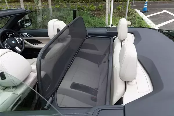 「絶滅危惧種の4座オープン「メルセデスAMG CLE53」は実用性と怒涛の加速を両立！」の画像