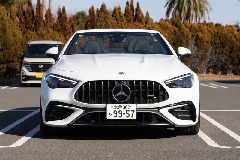 絶滅危惧種の4座オープン「メルセデスAMG CLE53」は実用性と怒涛の加速を両立！