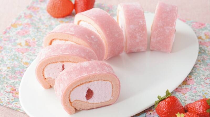おいしそ！ローソン、夏いちごスイーツ4品　もち食感ロールやぷるジュレが登場