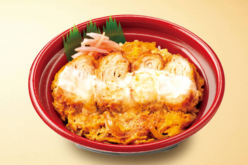 たまらん！15層のサクふわ！"ミルフィールとんかつ"「カツ丼」もあるよ
