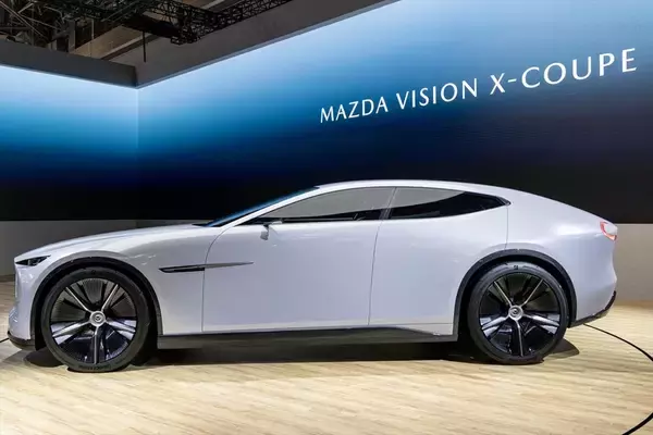 「超巨大ブースで目立っていたトヨタをはじめジャパンモビリティショーはワクワクするクルマが多かった」の画像