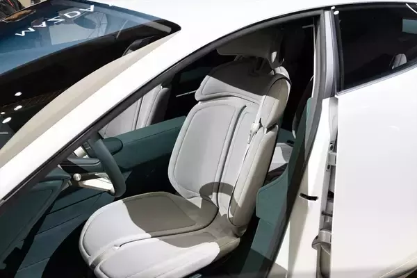 「超巨大ブースで目立っていたトヨタをはじめジャパンモビリティショーはワクワクするクルマが多かった」の画像