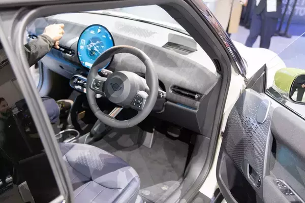 「超巨大ブースで目立っていたトヨタをはじめジャパンモビリティショーはワクワクするクルマが多かった」の画像