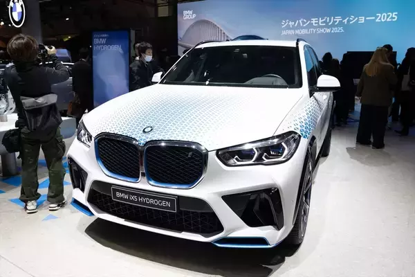 「超巨大ブースで目立っていたトヨタをはじめジャパンモビリティショーはワクワクするクルマが多かった」の画像