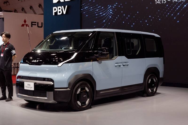 超巨大ブースで目立っていたトヨタをはじめジャパンモビリティショーはワクワクするクルマが多かった