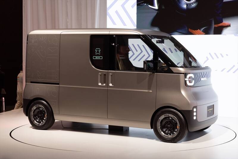 超巨大ブースで目立っていたトヨタをはじめジャパンモビリティショーはワクワクするクルマが多かった