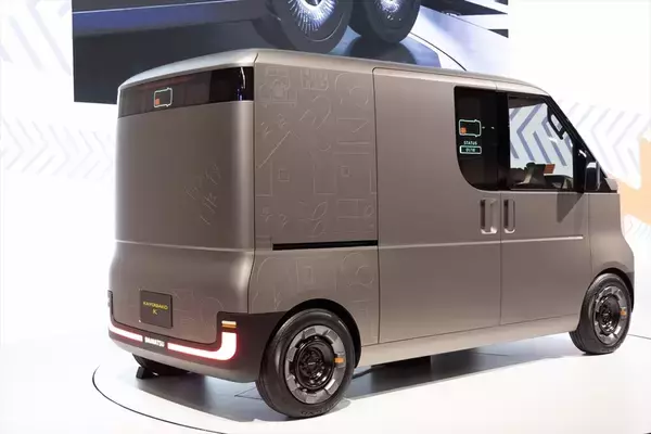 「超巨大ブースで目立っていたトヨタをはじめジャパンモビリティショーはワクワクするクルマが多かった」の画像