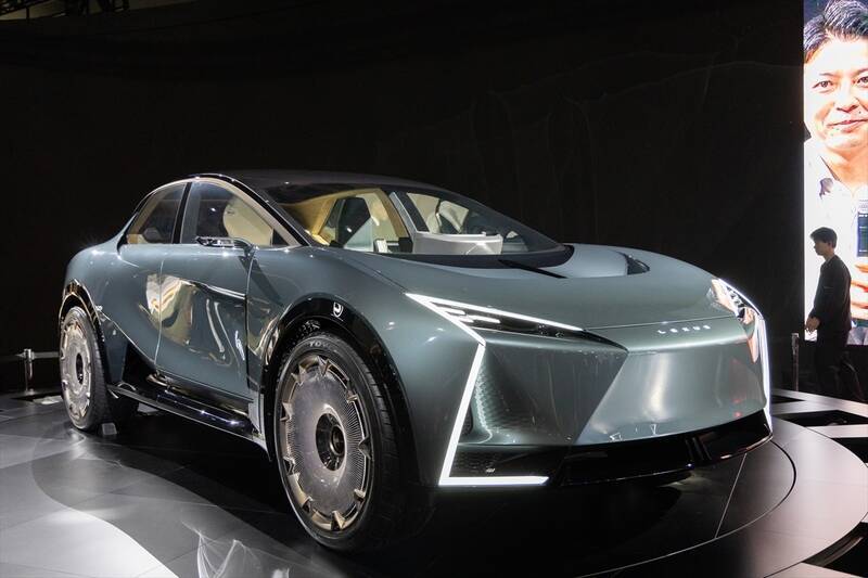 超巨大ブースで目立っていたトヨタをはじめジャパンモビリティショーはワクワクするクルマが多かった