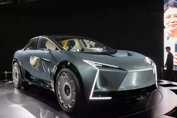 「超巨大ブースで目立っていたトヨタをはじめジャパンモビリティショーはワクワクするクルマが多かった」の画像