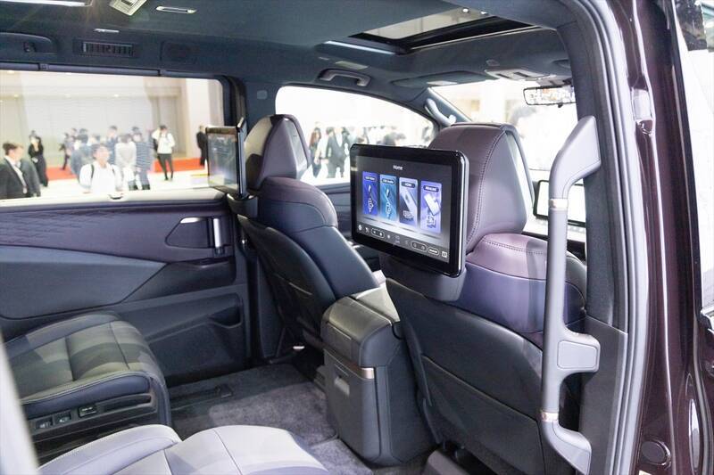 超巨大ブースで目立っていたトヨタをはじめジャパンモビリティショーはワクワクするクルマが多かった