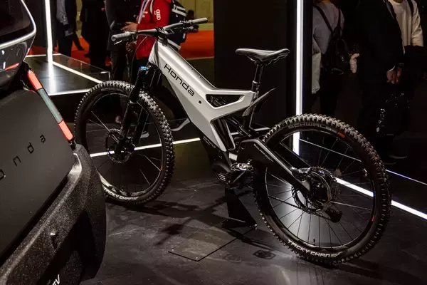 「超巨大ブースで目立っていたトヨタをはじめジャパンモビリティショーはワクワクするクルマが多かった」の画像