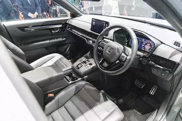 「超巨大ブースで目立っていたトヨタをはじめジャパンモビリティショーはワクワクするクルマが多かった」の画像