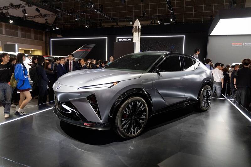 超巨大ブースで目立っていたトヨタをはじめジャパンモビリティショーはワクワクするクルマが多かった