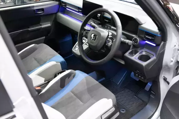 「超巨大ブースで目立っていたトヨタをはじめジャパンモビリティショーはワクワクするクルマが多かった」の画像