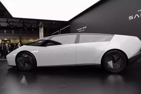 「超巨大ブースで目立っていたトヨタをはじめジャパンモビリティショーはワクワクするクルマが多かった」の画像