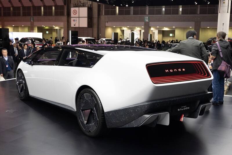 超巨大ブースで目立っていたトヨタをはじめジャパンモビリティショーはワクワクするクルマが多かった