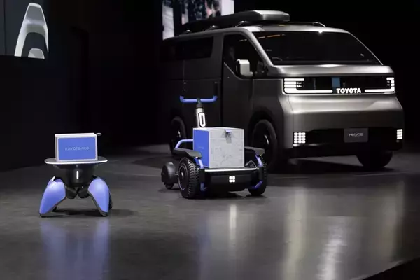 「超巨大ブースで目立っていたトヨタをはじめジャパンモビリティショーはワクワクするクルマが多かった」の画像