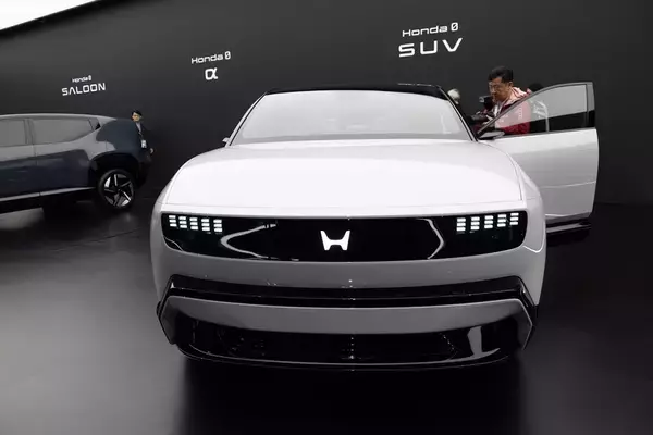 「超巨大ブースで目立っていたトヨタをはじめジャパンモビリティショーはワクワクするクルマが多かった」の画像