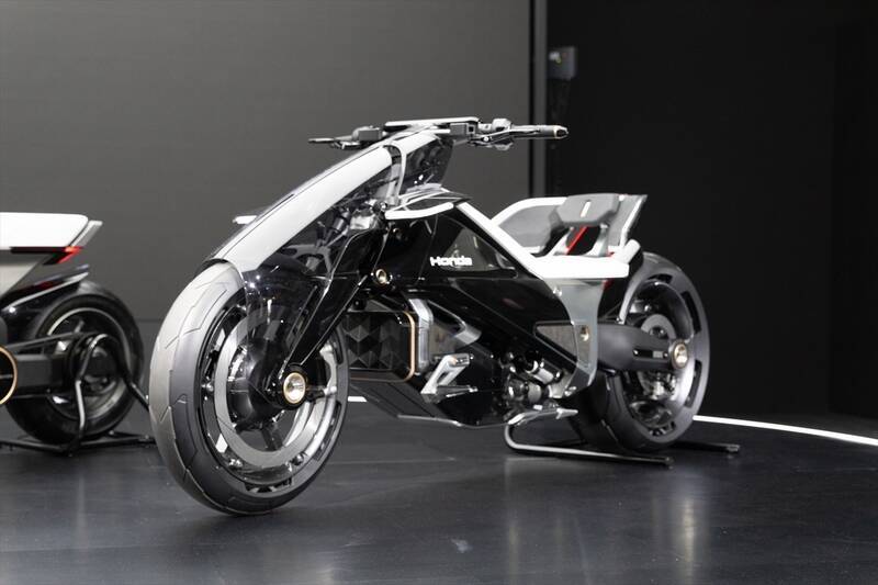 超巨大ブースで目立っていたトヨタをはじめジャパンモビリティショーはワクワクするクルマが多かった