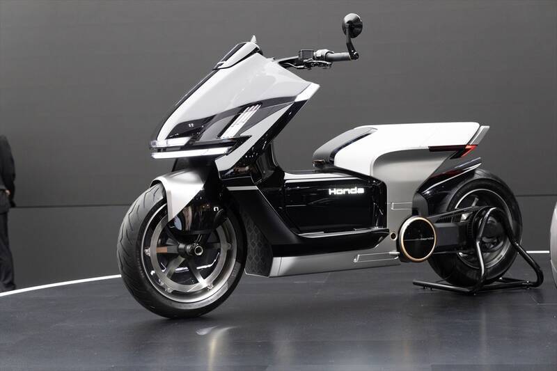 超巨大ブースで目立っていたトヨタをはじめジャパンモビリティショーはワクワクするクルマが多かった