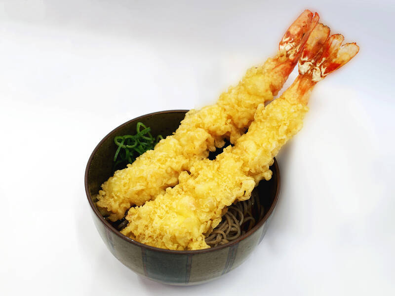 全長20cm超！昨年10万尾以上売れた「ジャンボえび天」が今年も！年越しそばのお供に