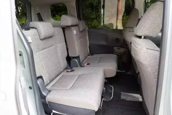 「トヨタのミニバン「シエンタ」は家族だけでなく“超”ペーパードライバーにも優しい」の画像