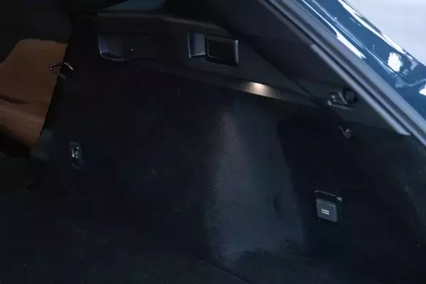 「クラウン・エステートで車中泊体験！ 「おもてなし」シートで過ごすぜいたくなドライブ体験」の画像