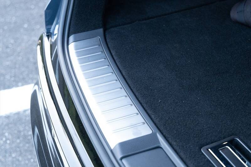 クラウン・エステートで車中泊体験！ 「おもてなし」シートで過ごすぜいたくなドライブ体験